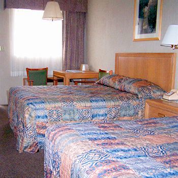 Main Motel - An Independent Magnuson Hotel Ely Extérieur photo